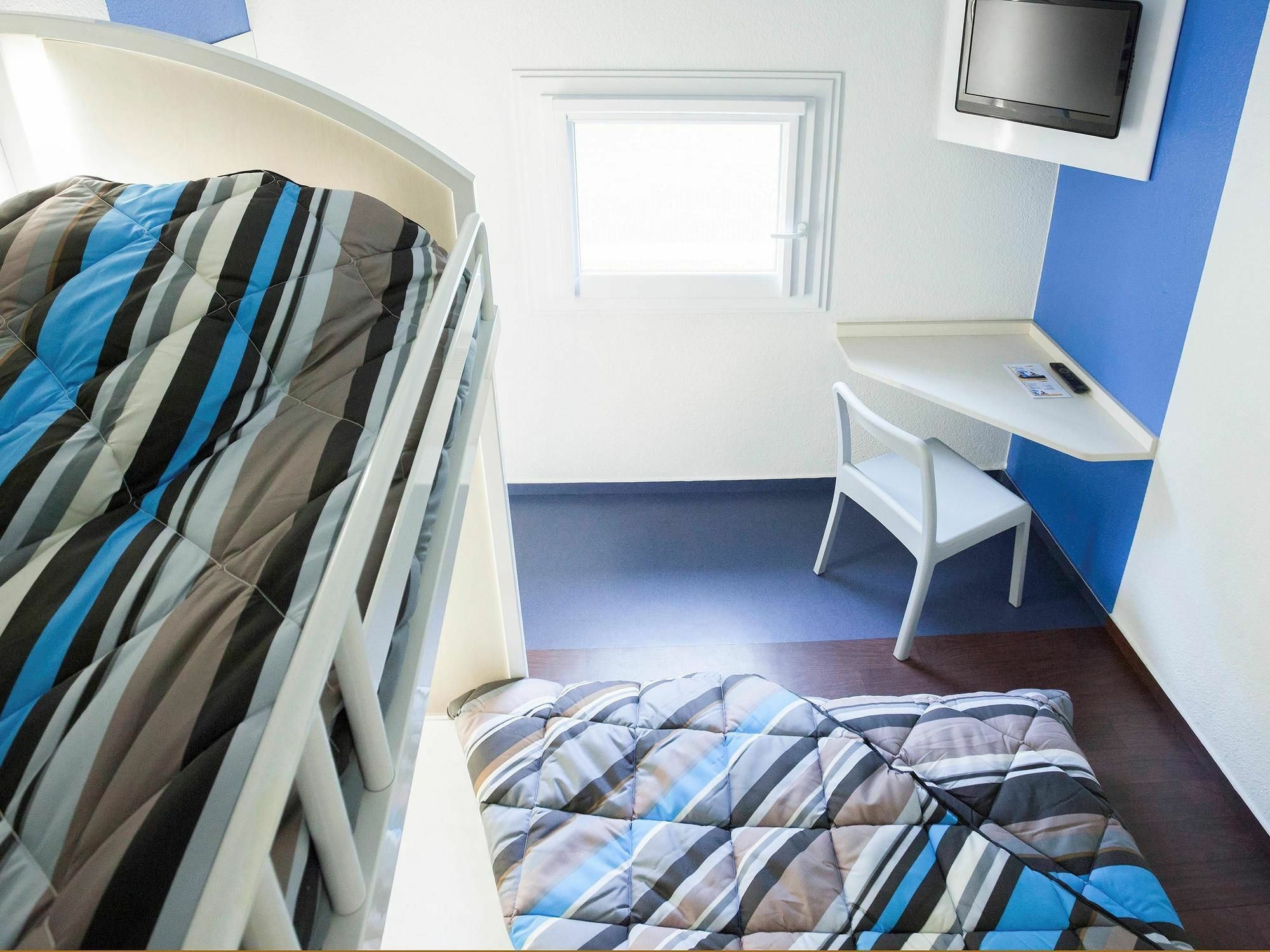 Hotelf1 Saint Witz A1 Hotel Экстерьер фото